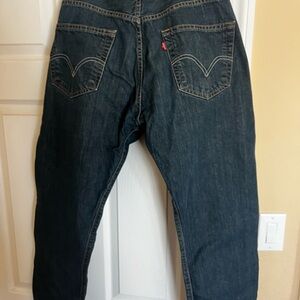 Original 501 Levi’s. Size 34x32 in excellent condition!!